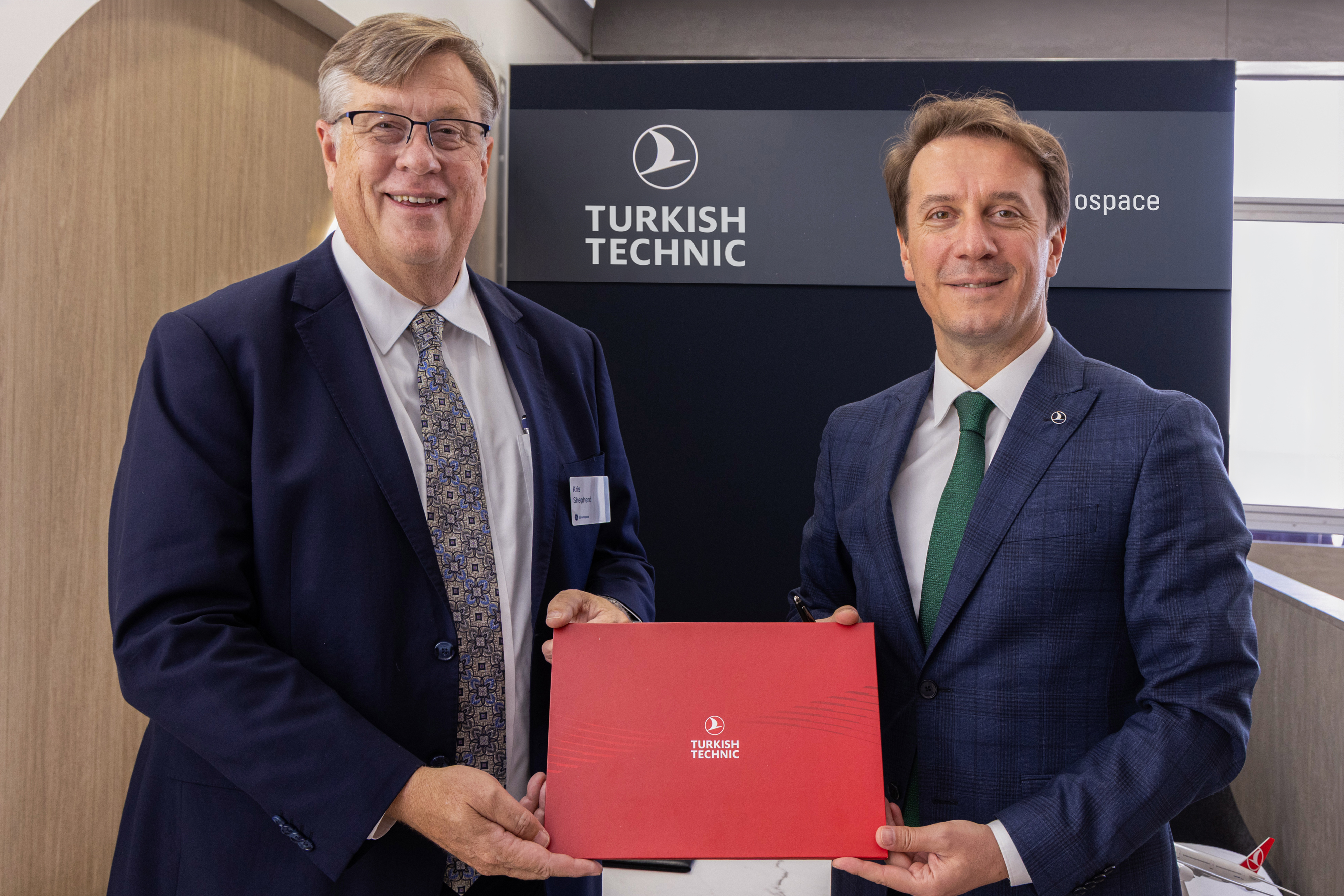 Kris Shepherd and Yasin Birinci - GE Aerospace and Turkish Technic Sign...